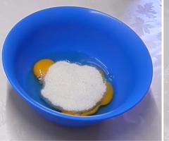 Πώς να μαγειρέψετε τηγανίτες με γάλα χωρίς αυγά