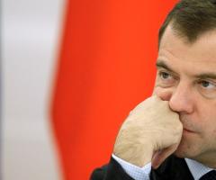 Rusijos ministro pirmininko Dmitrijaus Anatoljevičiaus Medvedevo biografija